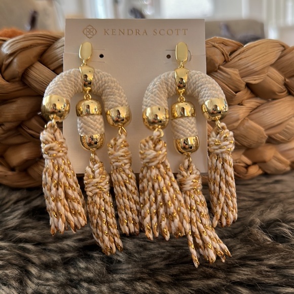 NWT Kendra Scott Drop Earrings - Picture 5 of 7
